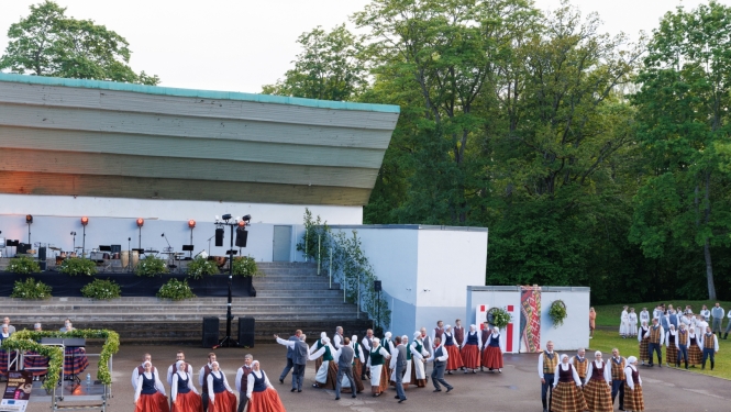 Pūtēju orķestru un deju kolektīvu lielkoncerts “Vienmēr kopā!”