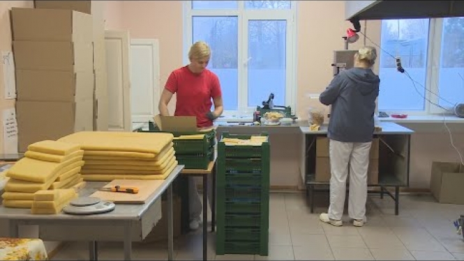 Preiliete dzīvojot Nepālā izveido ražotni Latvijā