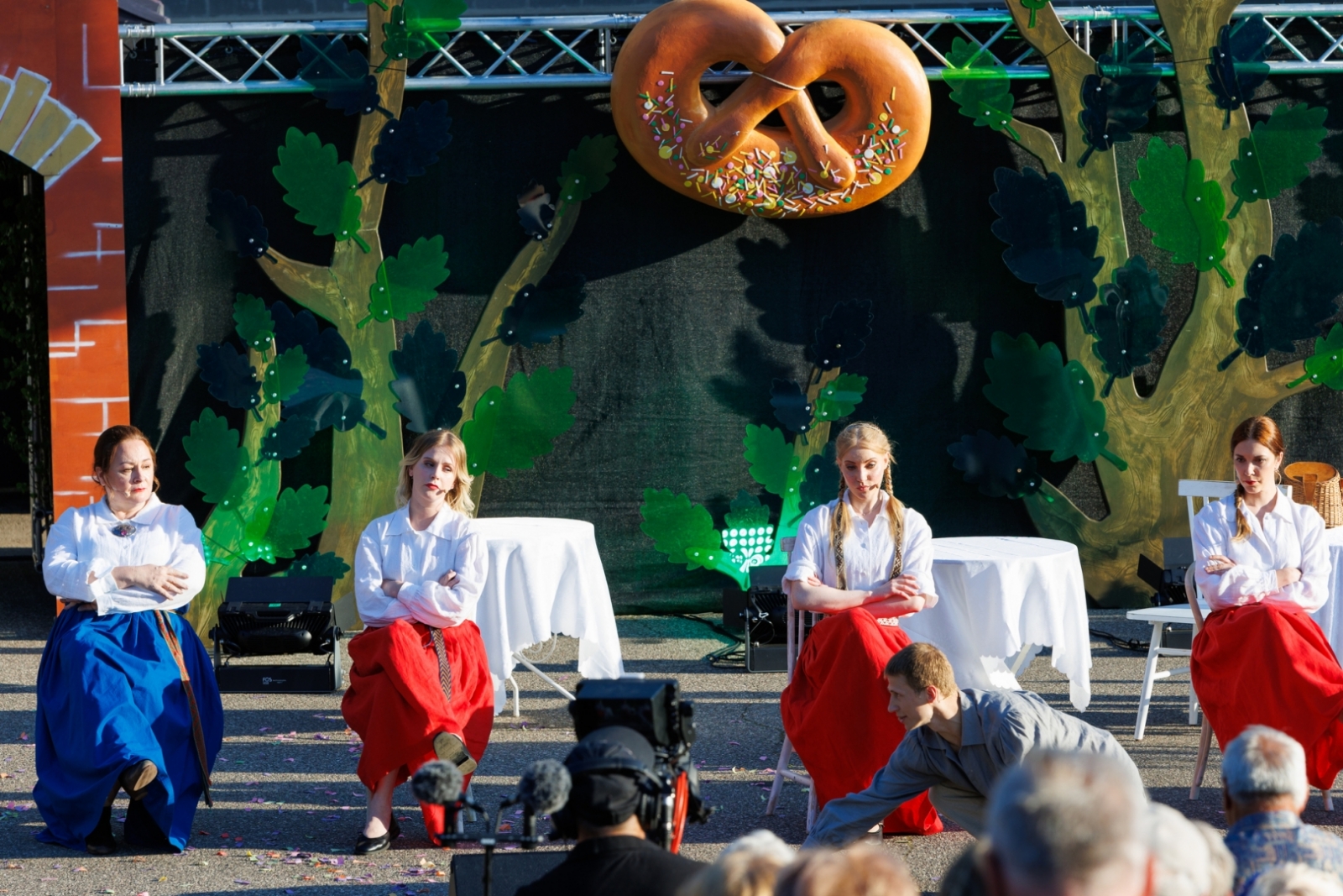 3. Jāņu festivāls ar koncertuzvedumu “Meklē mani papardēs”. 