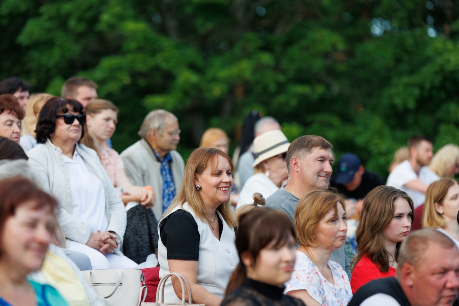 3. Jāņu festivāls ar koncertuzvedumu “Meklē mani papardēs”. 