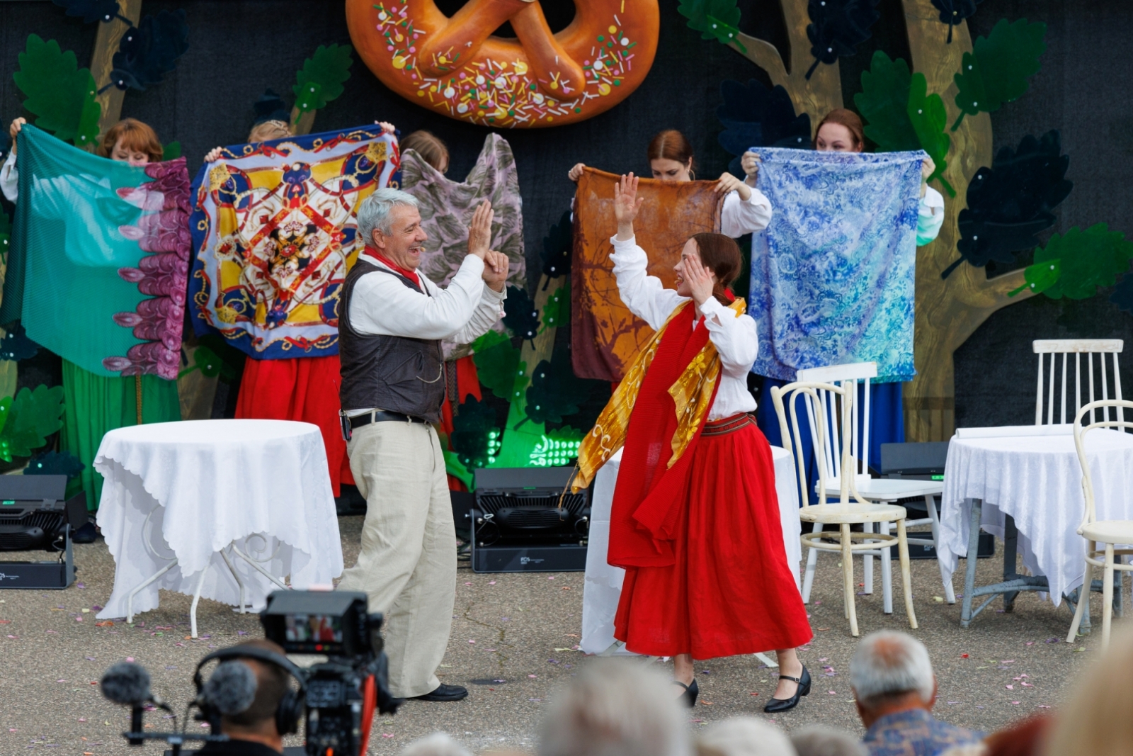 3. Jāņu festivāls ar koncertuzvedumu “Meklē mani papardēs”. 