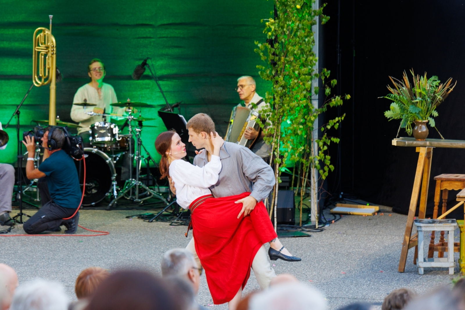 3. Jāņu festivāls ar koncertuzvedumu “Meklē mani papardēs”