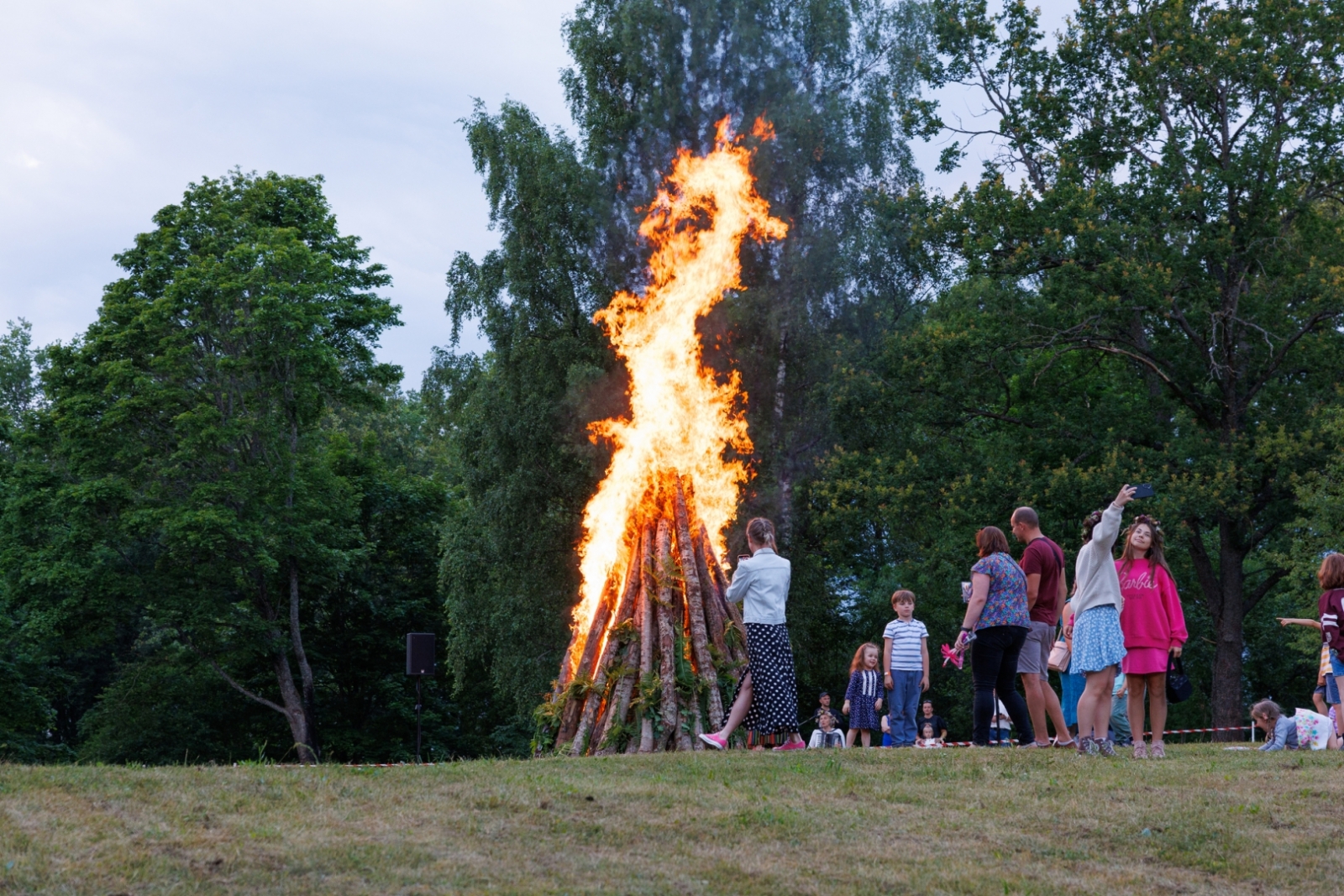3. Jāņu festivāls ar koncertuzvedumu “Meklē mani papardēs”