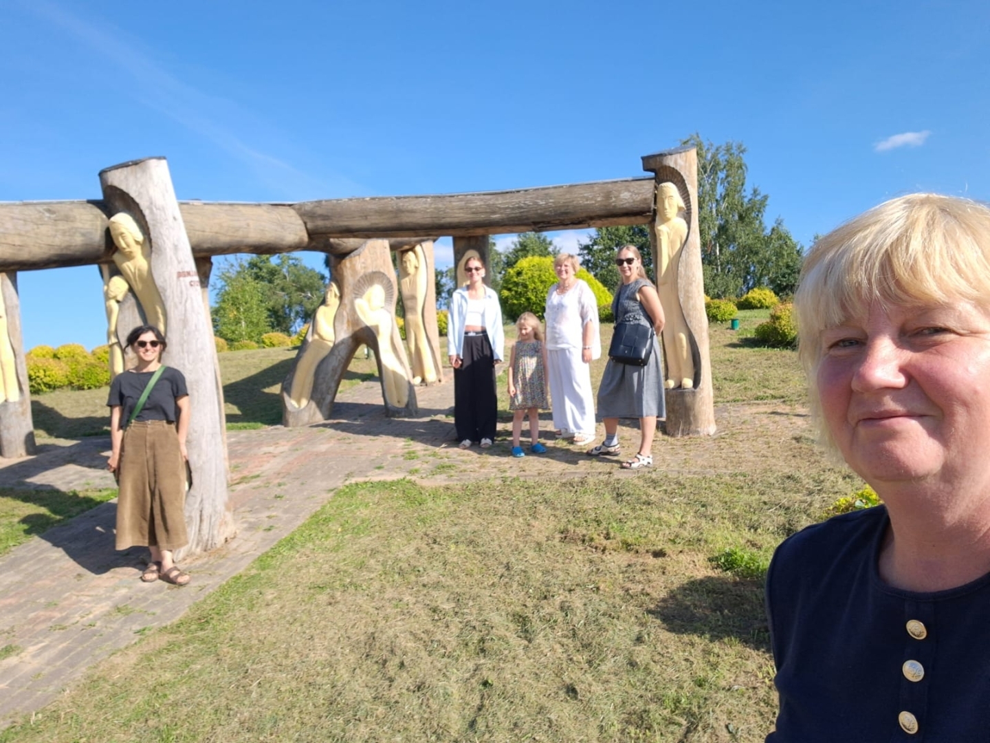 Kad pasaule sākas tepat: Aglonā Latvijas un Gruzijas dalībnieki mācījās rīkoties krīzē un stiprināt kopienu