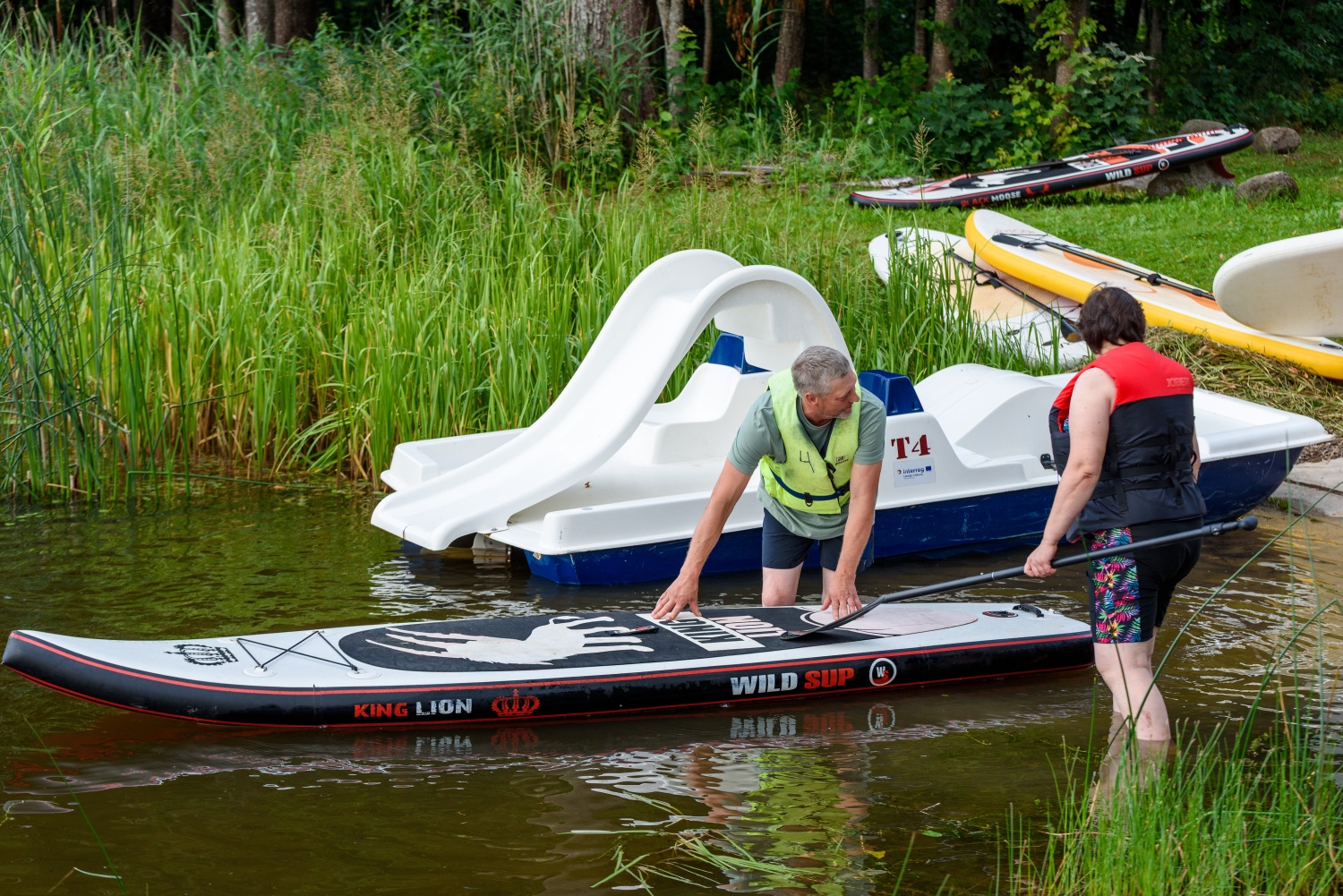 “SUP Sunset Ride” Geļenovas parkā, Jašas-Bicānu ezerā kopā ar VisitPreili