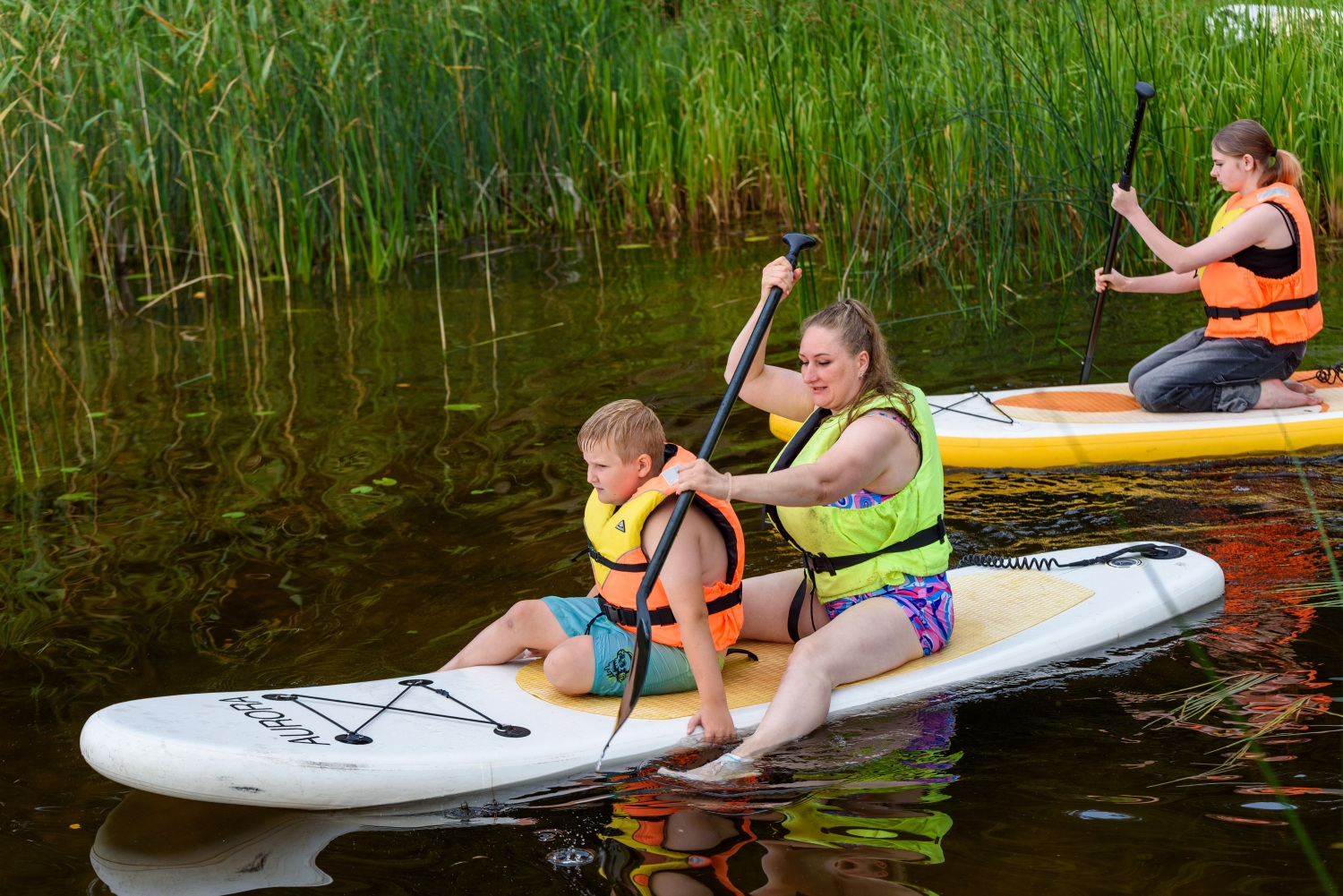 “SUP Sunset Ride” Geļenovas parkā, Jašas-Bicānu ezerā kopā ar VisitPreili