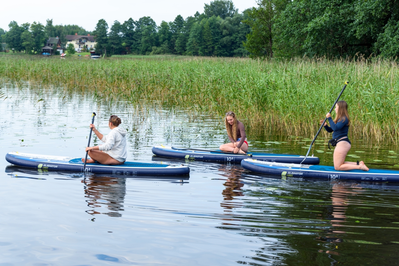 “SUP Sunset Ride” Geļenovas parkā, Jašas-Bicānu ezerā kopā ar VisitPreili