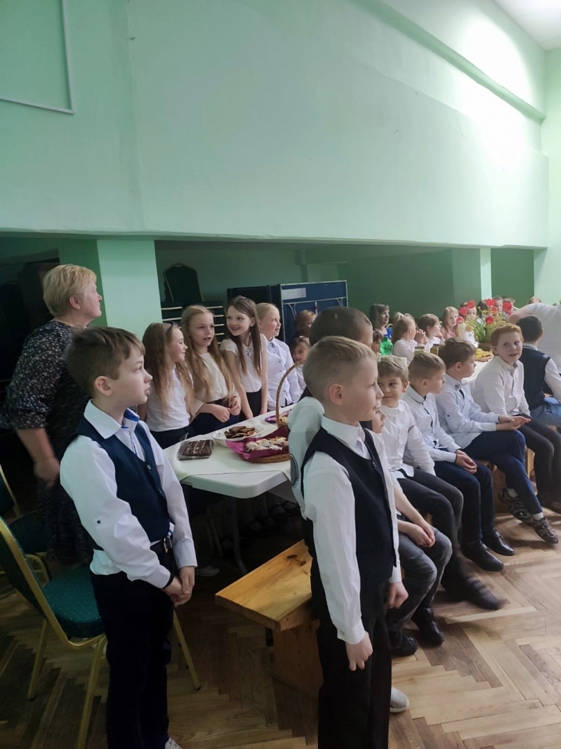 Baltā galdauta svētki Vārkavas pamatskolā