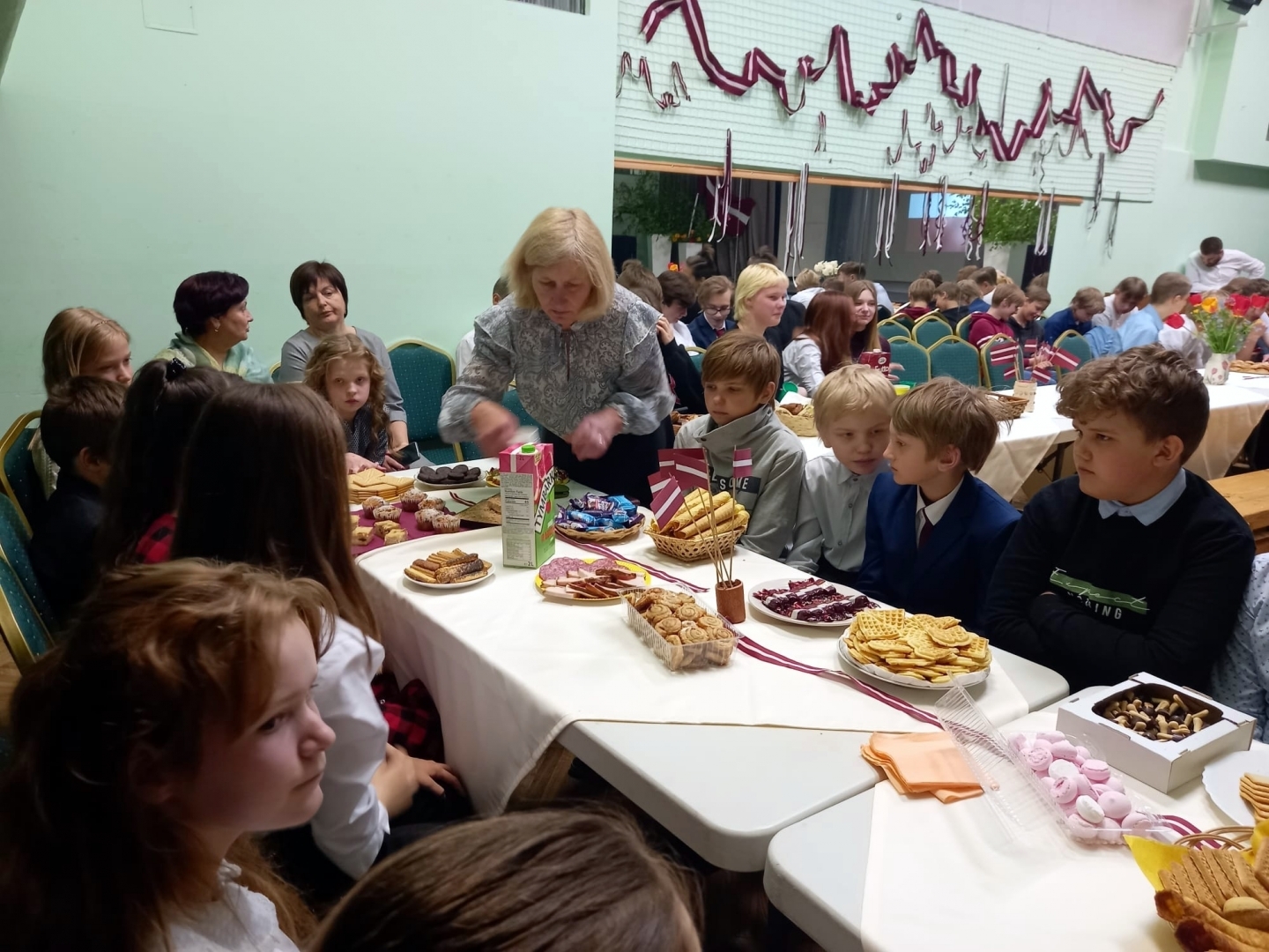 Baltā galdauta svētki Vārkavas pamatskolā