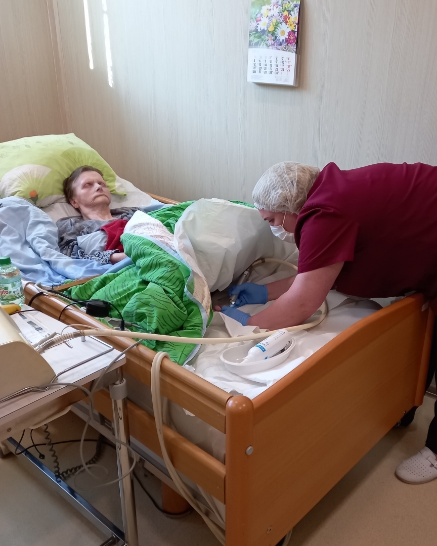 SAC "Vārkava" priecē klientus ar peonijām un topošo podologu pakalpojumiem