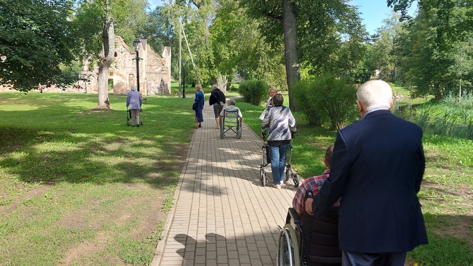 SAC "Vārkava" seniori dodas ekskursijā uz Preiļiem