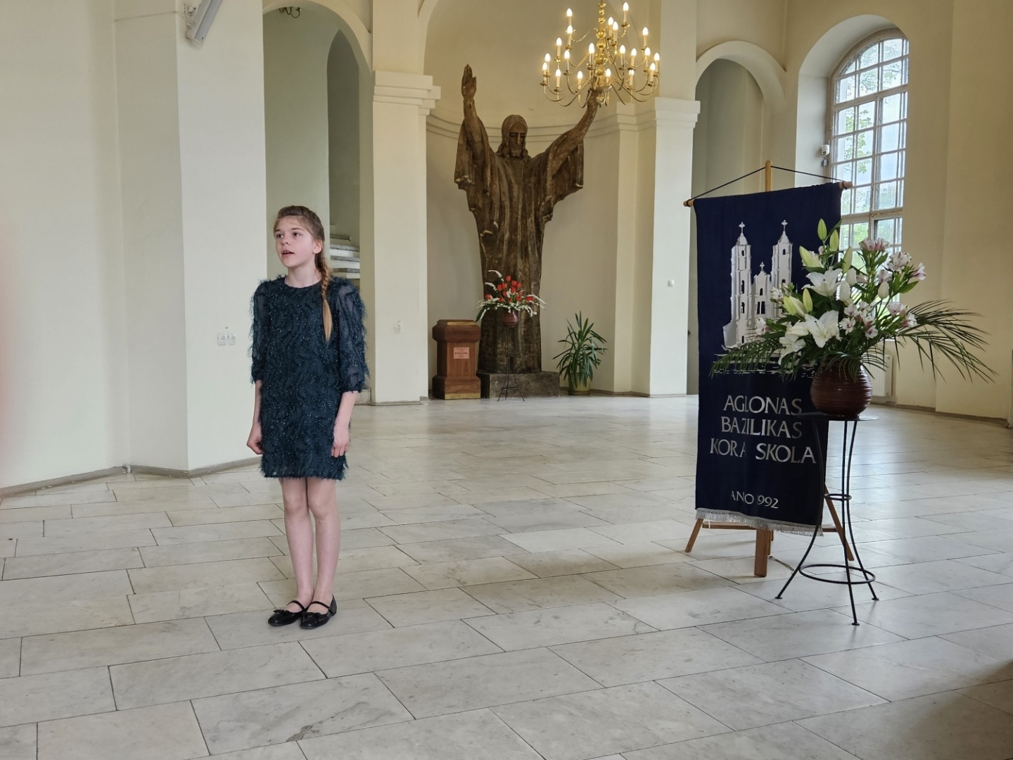Aglonā aizvadīts XXI Latvijas mūzikas skolu Jauno vokālistu konkurss “Dziedu Dievmātei”