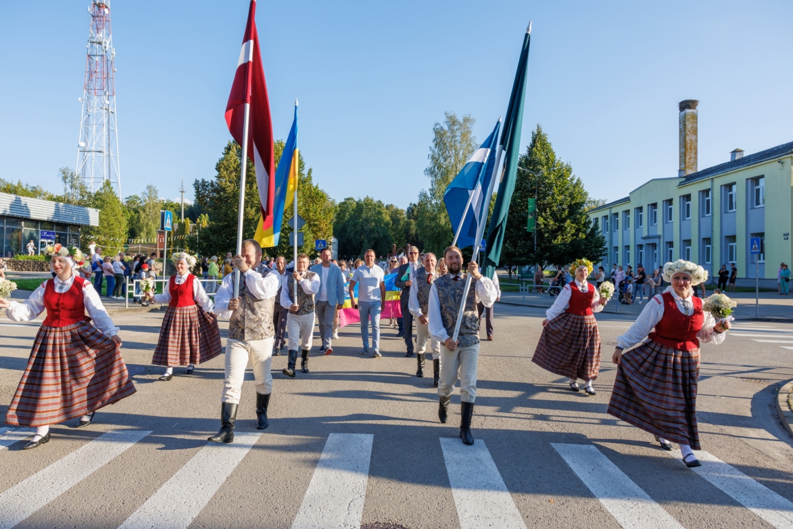Preiļu pilsētas svētku gājiens "Mēness ziedi"