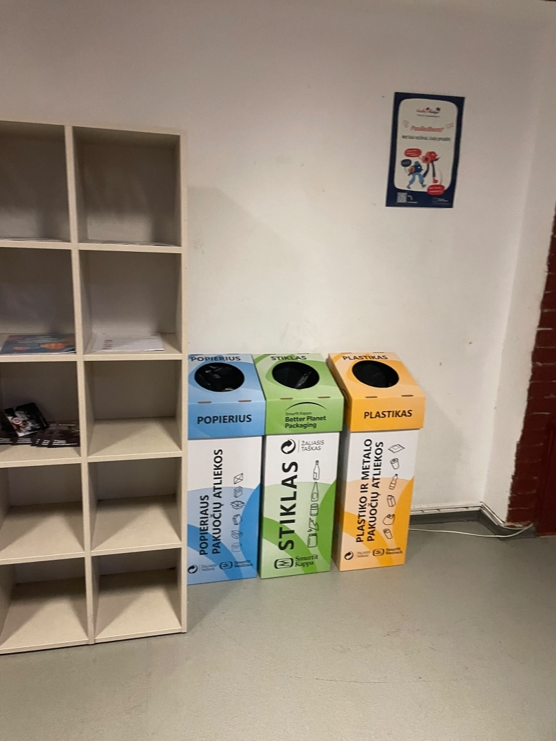 Latvijas un Lietuvas kopīgās un atšķirīgās iezīmes formālajā un neformālajā izglītībā, vecāku un izglītības iestāžu sadarbības pieredze