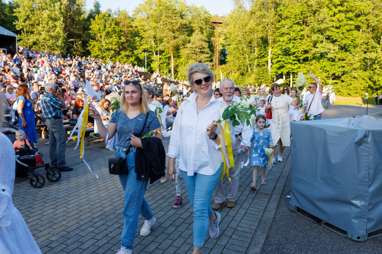 Preiļu pilsētas svētku gājiens "Mēness ziedi"