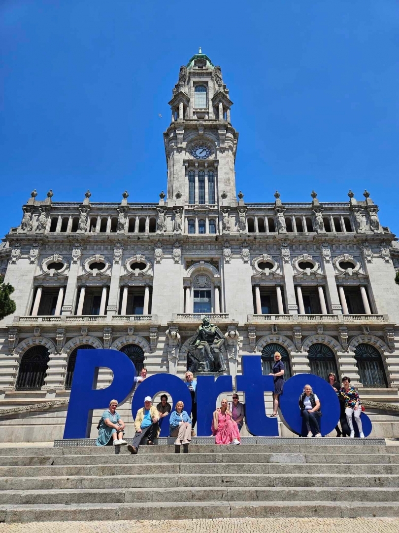 Preiļu novada Izglītības pārvaldes pieaugušo izglītības projekta ietvaros dalībnieces iepazinās ar Portugāles izglītības sistēmu un izglītības iestāžu darbu un piedalījās pieaugušo izglītības programmu mācību procesā