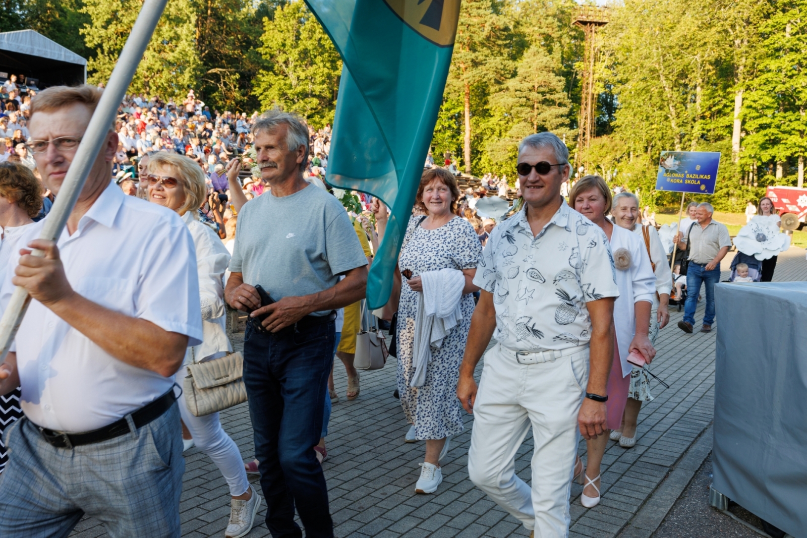 Preiļu pilsētas svētku gājiens "Mēness ziedi"