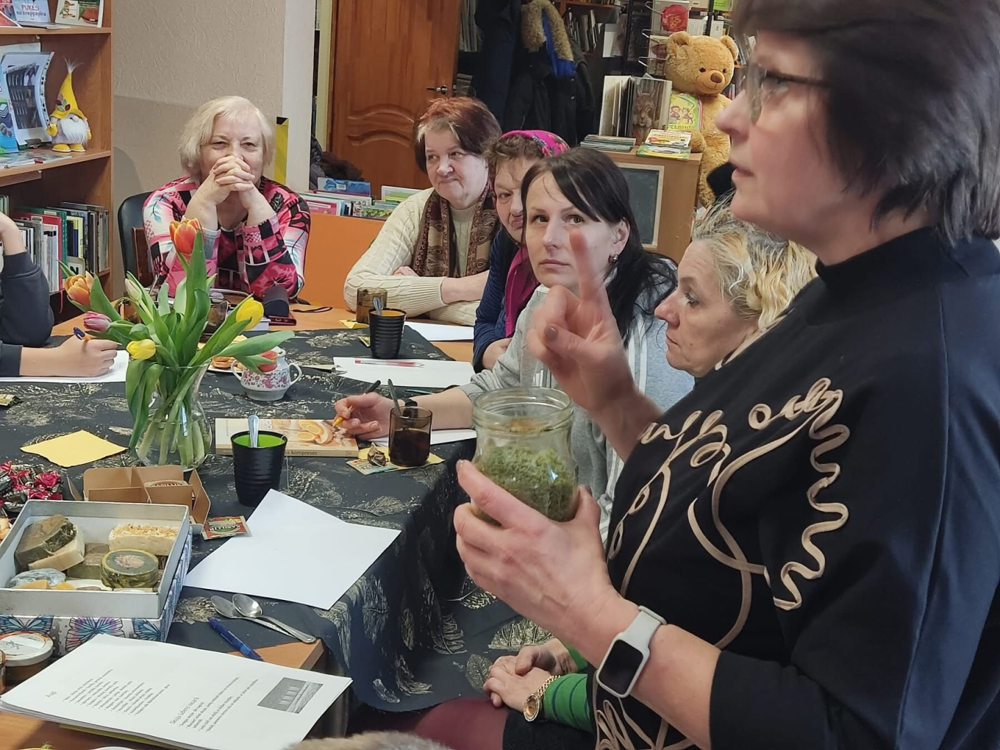 Nodarbības “Dabīgo materiālu izmantošana - augi veselībai” foto galerija