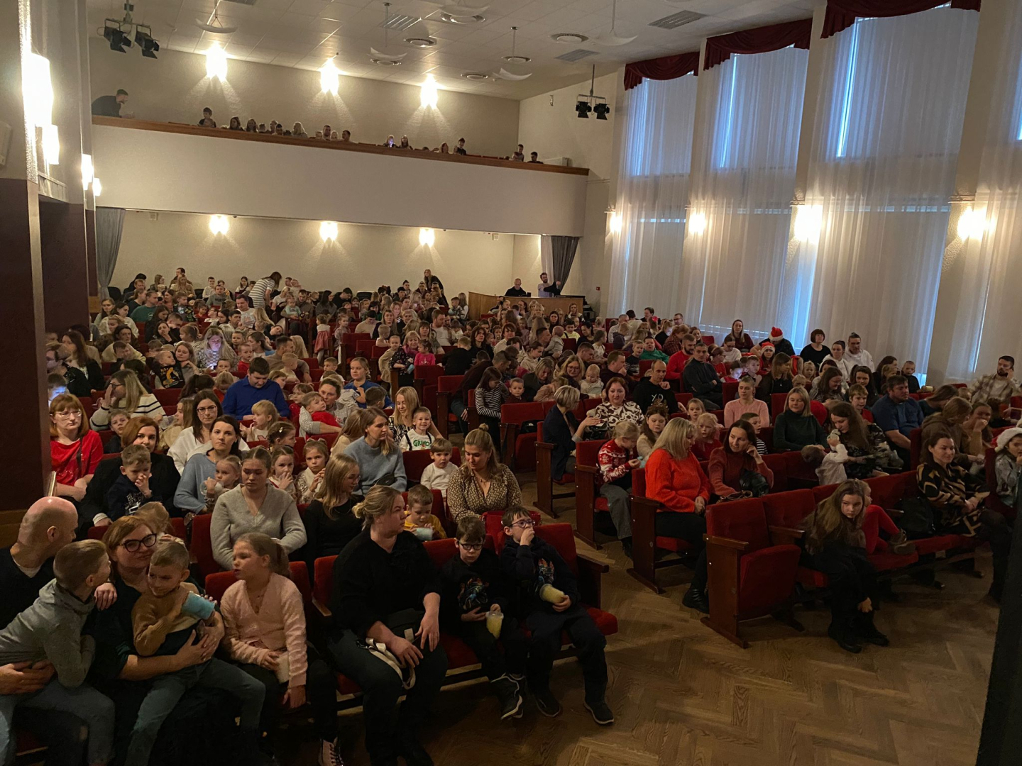 Biedrība "Jaunie Spārni" ar lepnumu noslēdz sirsnīgo projektu "Satikšanās punkts"