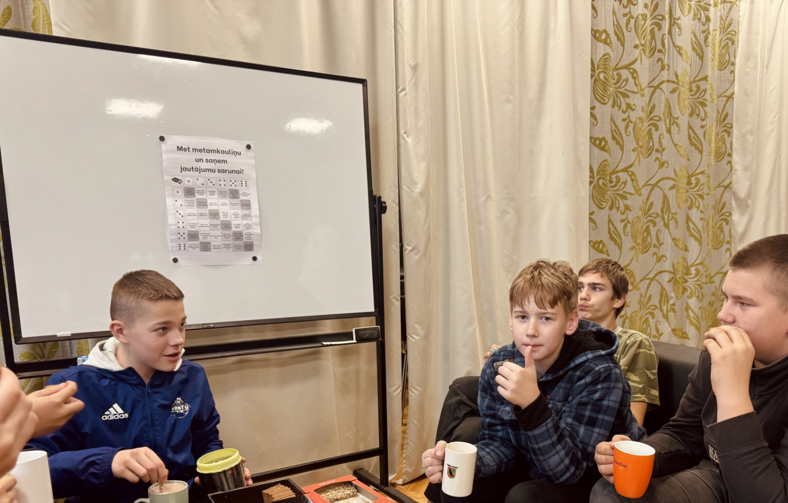 Metam metamkauliņu un runājam par dzīvi! Sarunu vakars Riebiņu MJIC “Pakāpieni’’