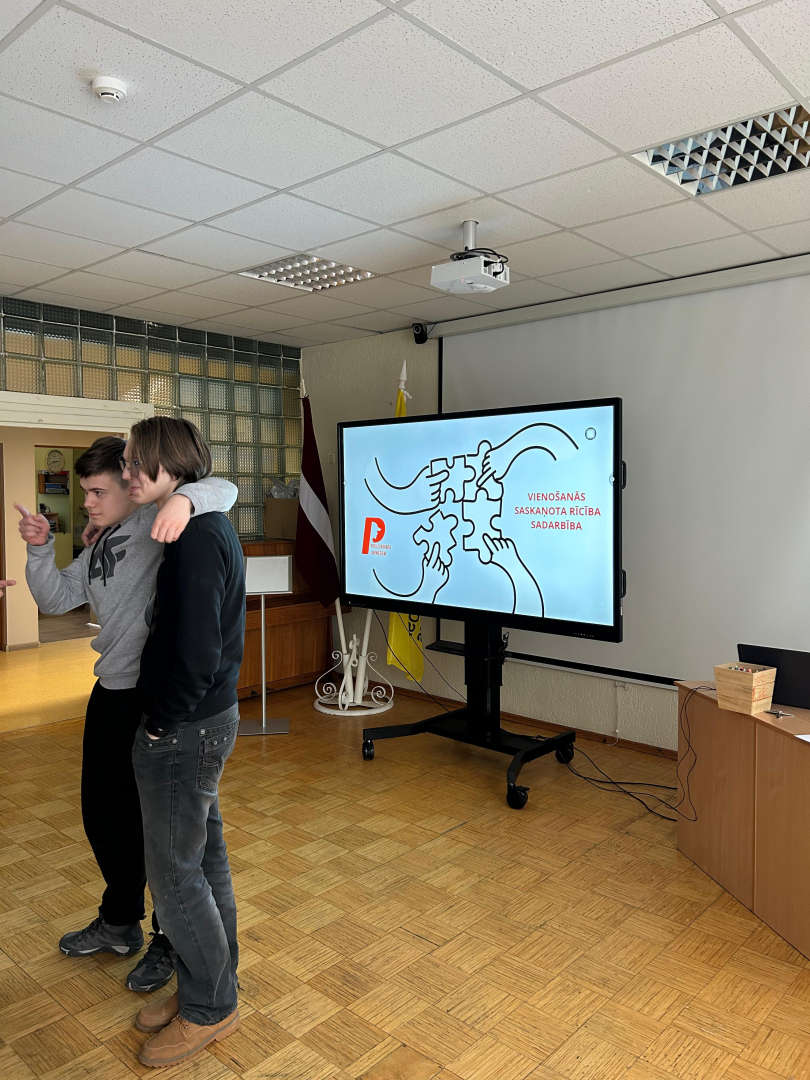 Jaunieši Preiļos apspriež savas iespējas un nākotnes vēlmes