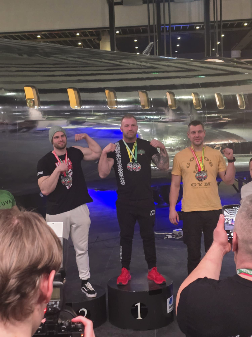 Preiļu armvrestleru panākumi Maslobojeva Starptautiskajā kausā 2026 Viļņā