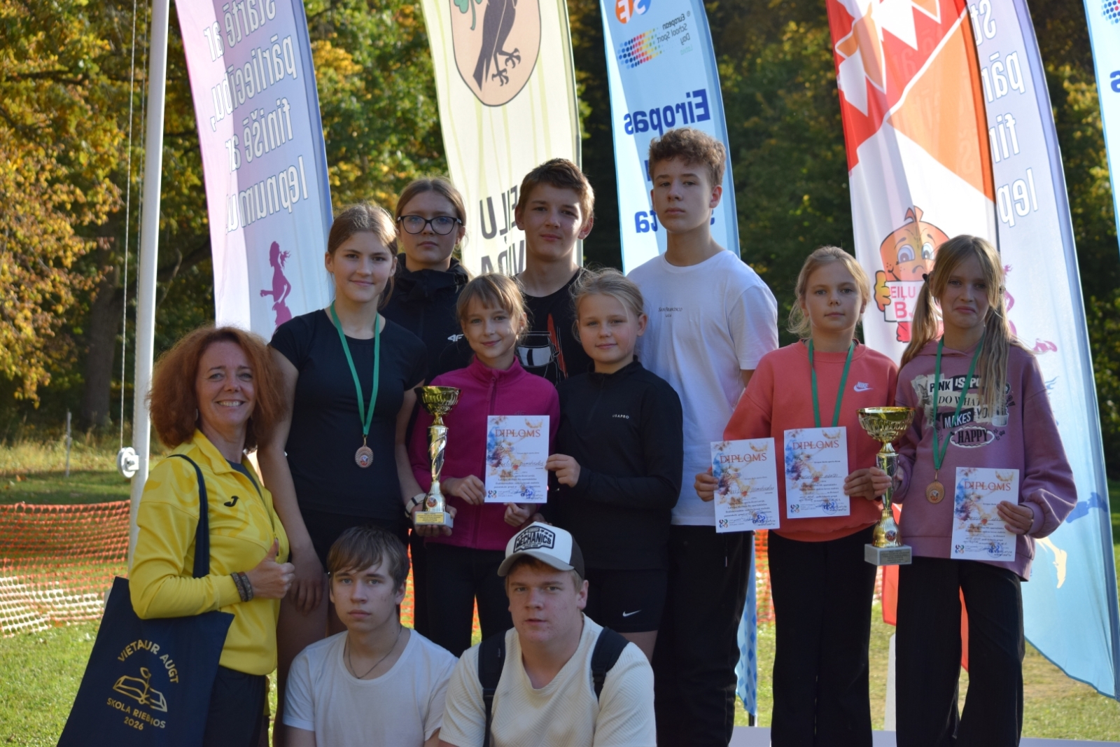 Aizvadīts Eiropas Skolu sporta dienas nacionālais pasākums – Latvijas Skolēnu 80. spartakiāde rudens krosa stafetēs Preiļos