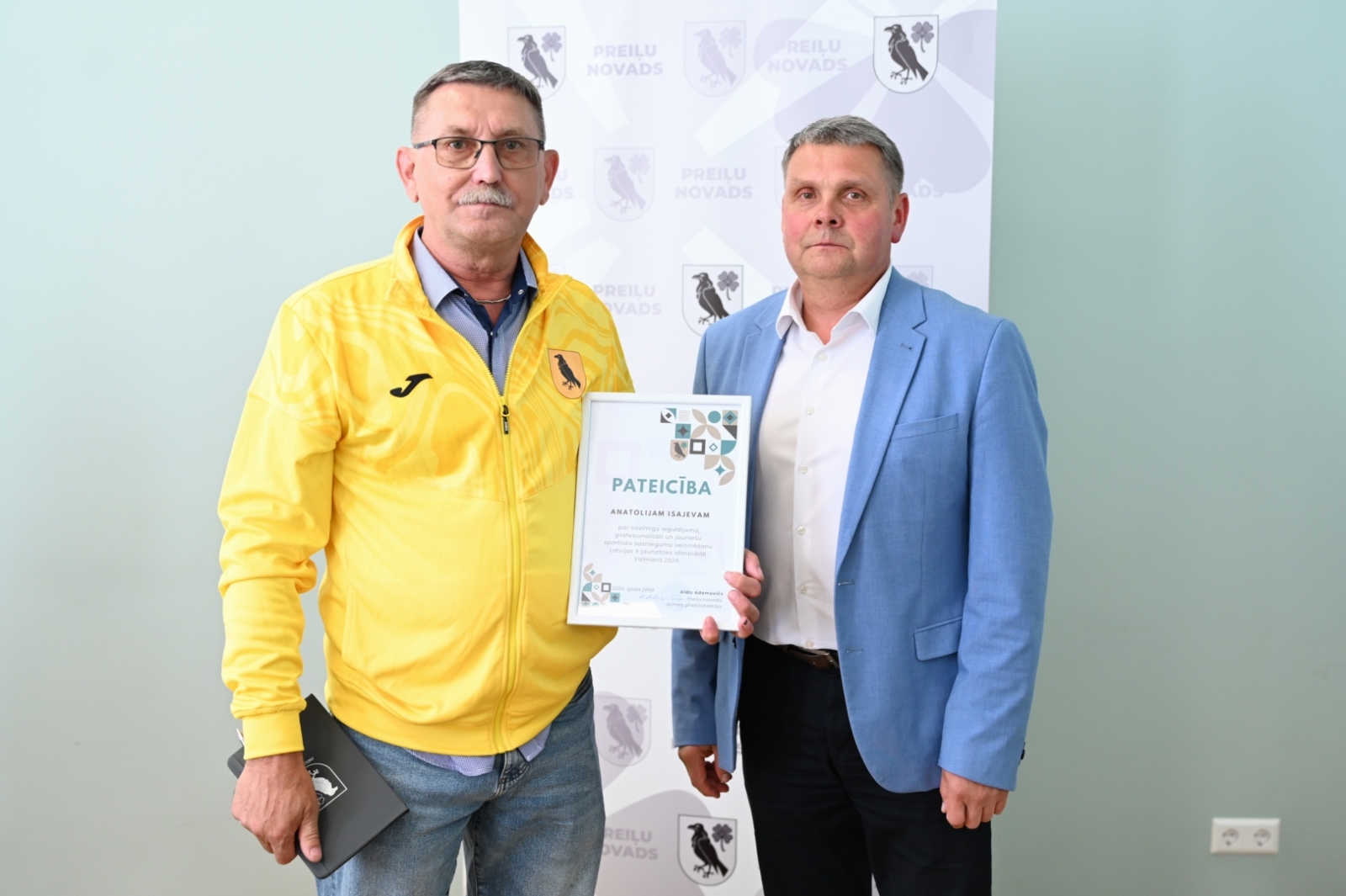 Pašvaldībā tika sveikti Latvijas X Jaunatnes olimpiādes Valmierā laureāti, dalībnieki un viņu treneri