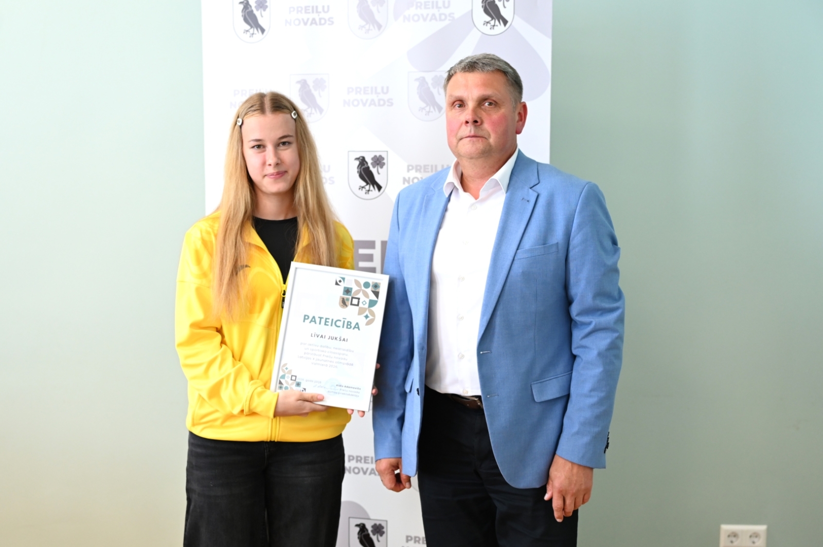 Pašvaldībā tika sveikti Latvijas X Jaunatnes olimpiādes Valmierā laureāti, dalībnieki un viņu treneri