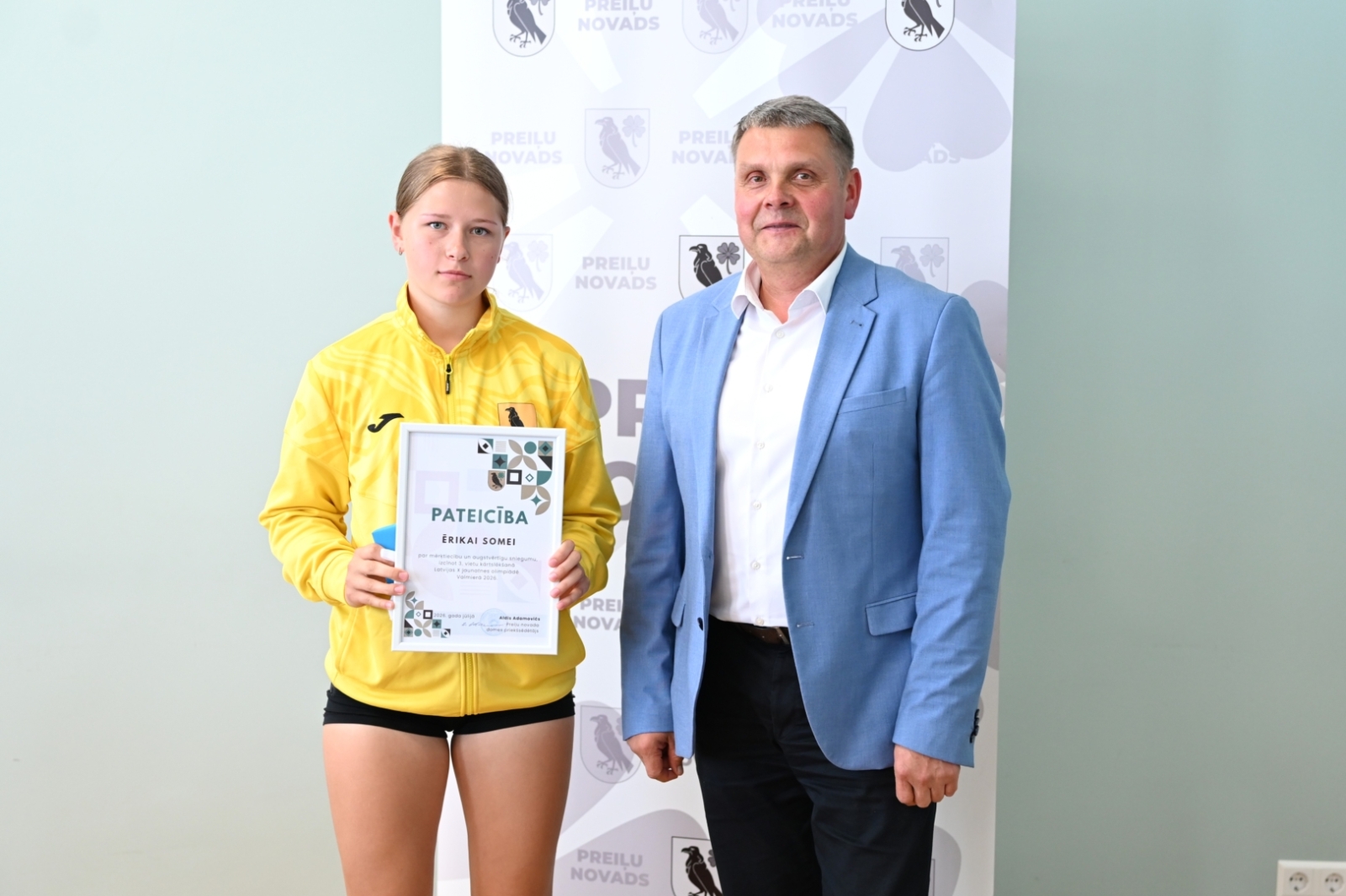 Pašvaldībā tika sveikti Latvijas X Jaunatnes olimpiādes Valmierā laureāti, dalībnieki un viņu treneri