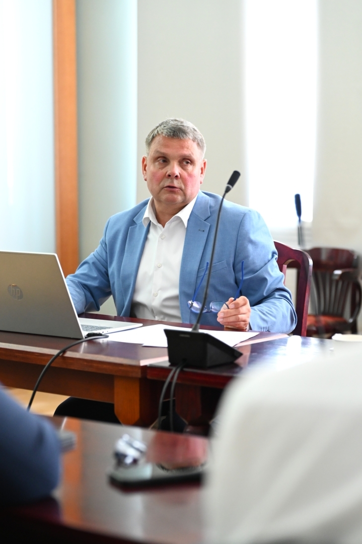 Preiļu novadu reģionālajā vizītē apmeklē satiksmes ministrs Rihards Kozlovskis