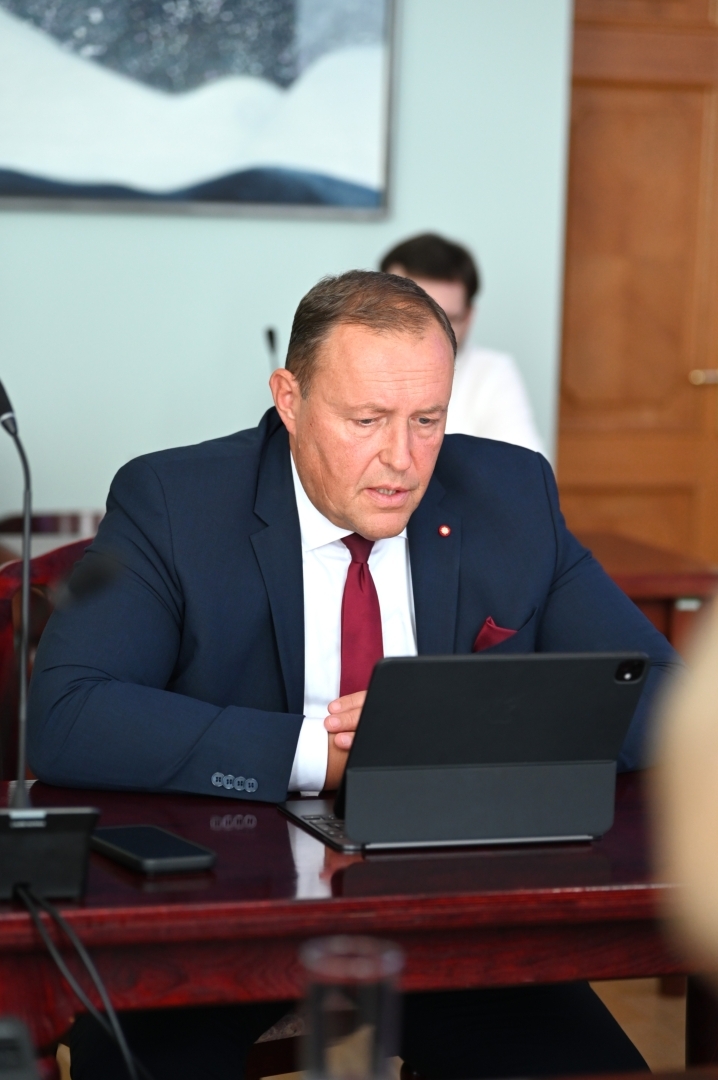 Preiļu novadu reģionālajā vizītē apmeklē satiksmes ministrs Rihards Kozlovskis