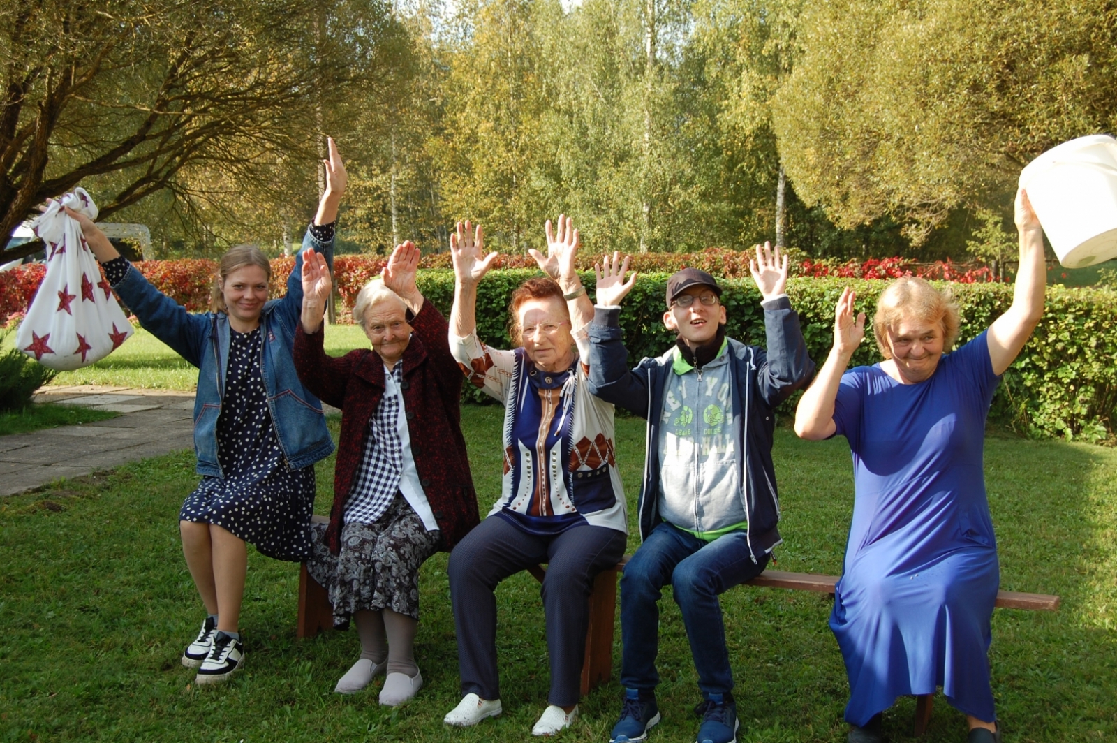 SAC "Vārkava" jautri, sportiski un viesmīlīgi ieskandina Starptautisko senioru dienu