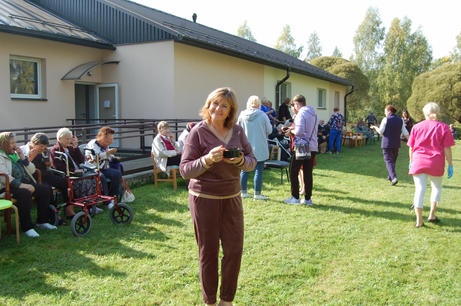 SAC "Vārkava" jautri, sportiski un viesmīlīgi ieskandina Starptautisko senioru dienu