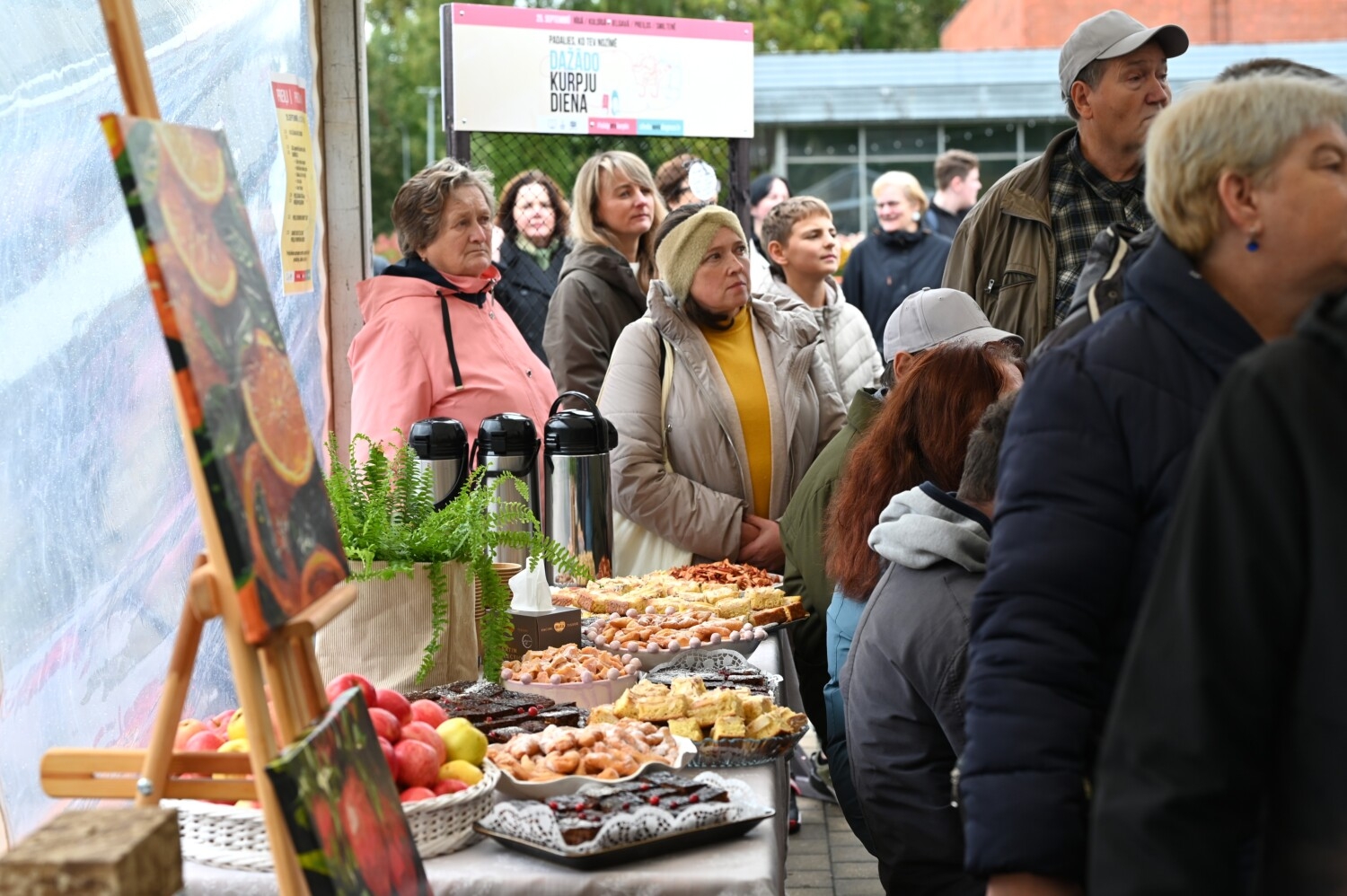 Sociālā akcija “Dažādo kurpju diena”