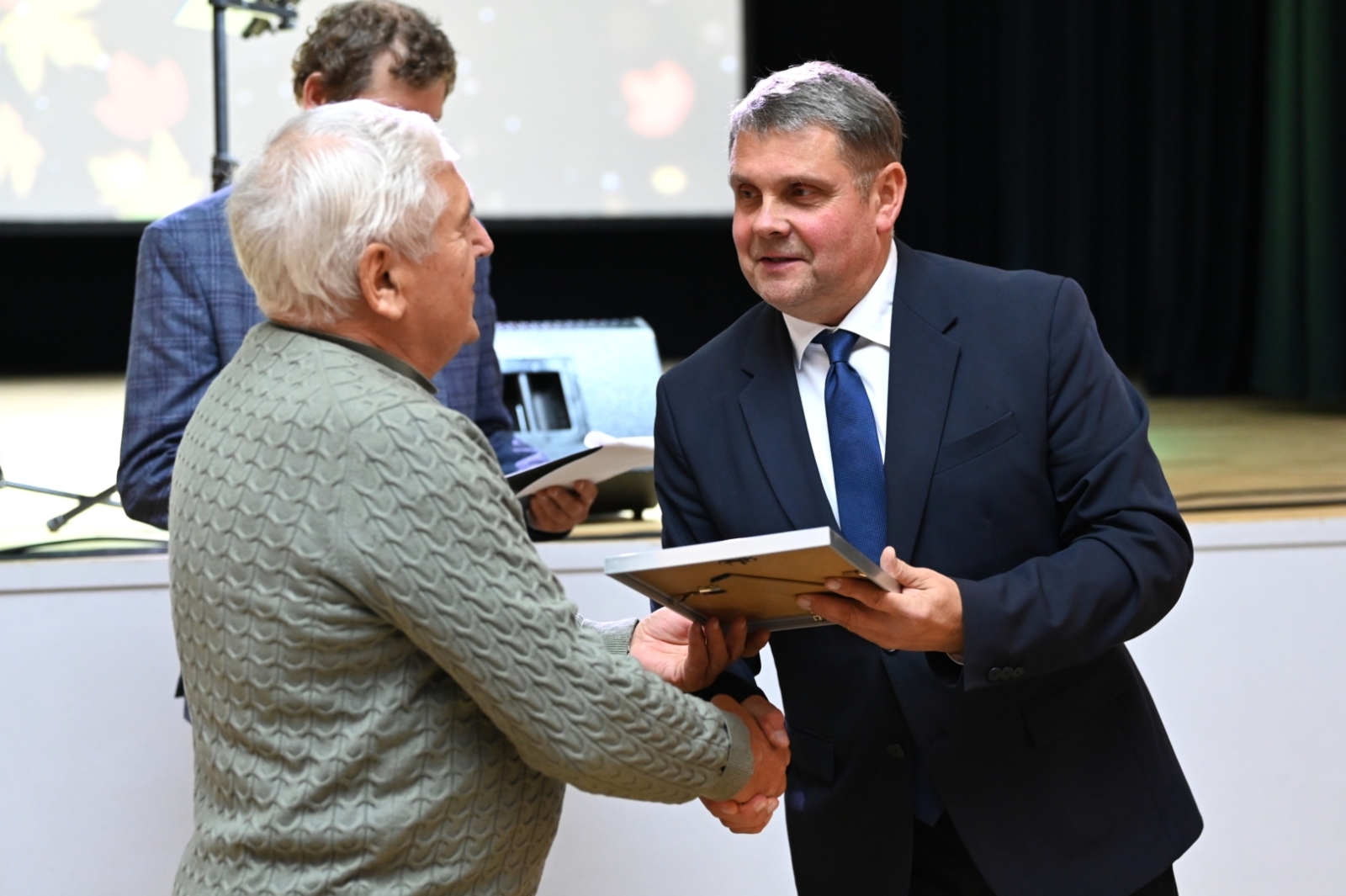 Skolotāju diena godināti Preiļu novada pedagogi
