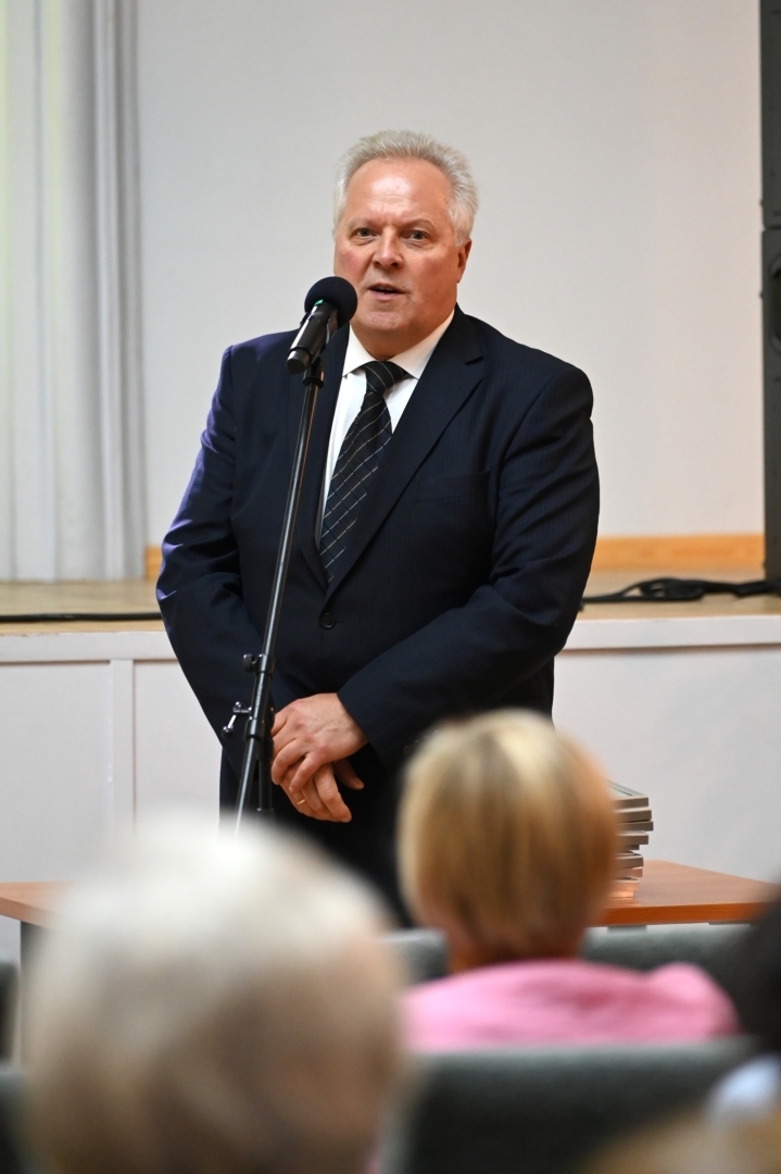 Skolotāju diena godināti Preiļu novada pedagogi