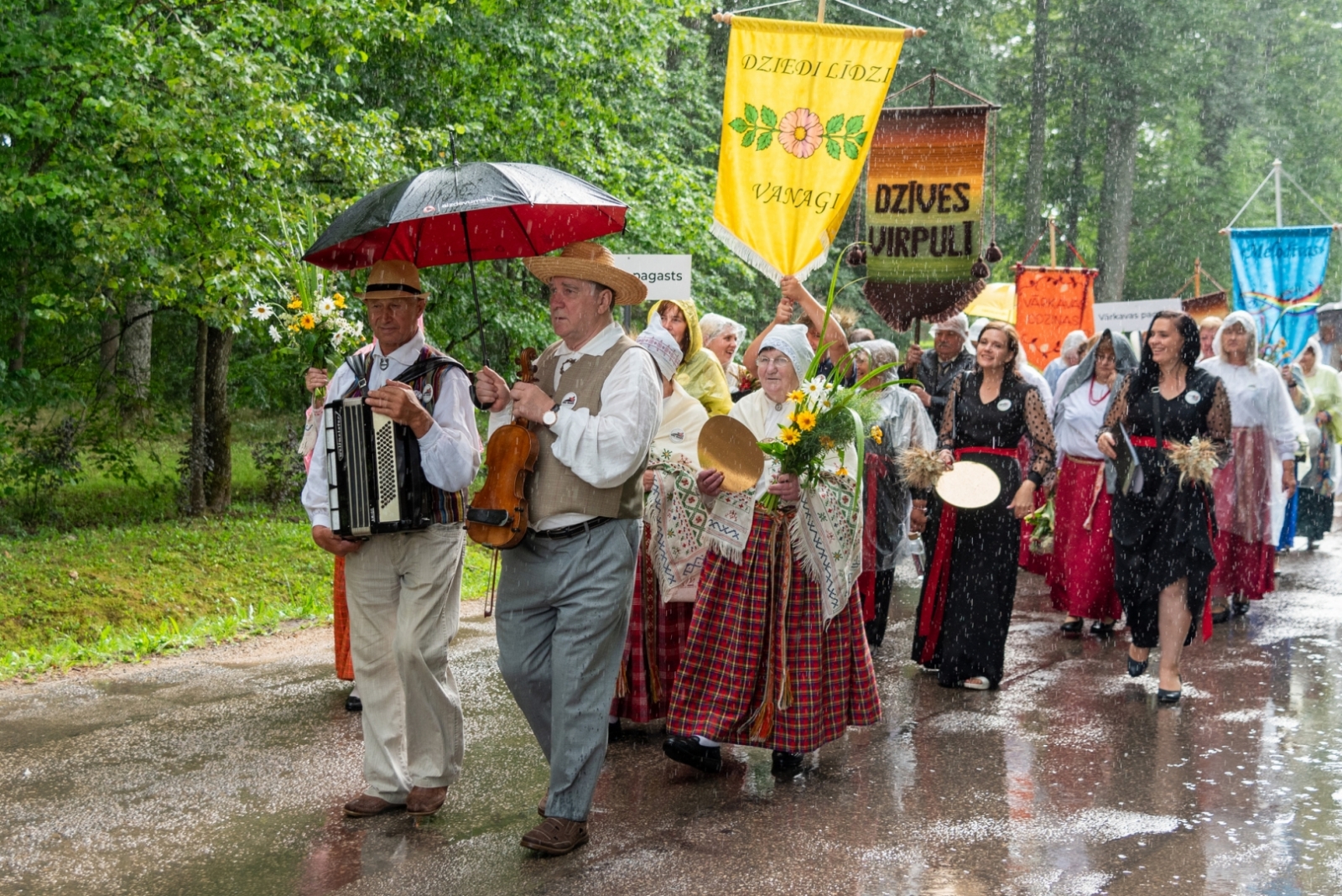 XIX Latgales novada senioru dziesmu un deju svētku festivāls “Ūgu maize”