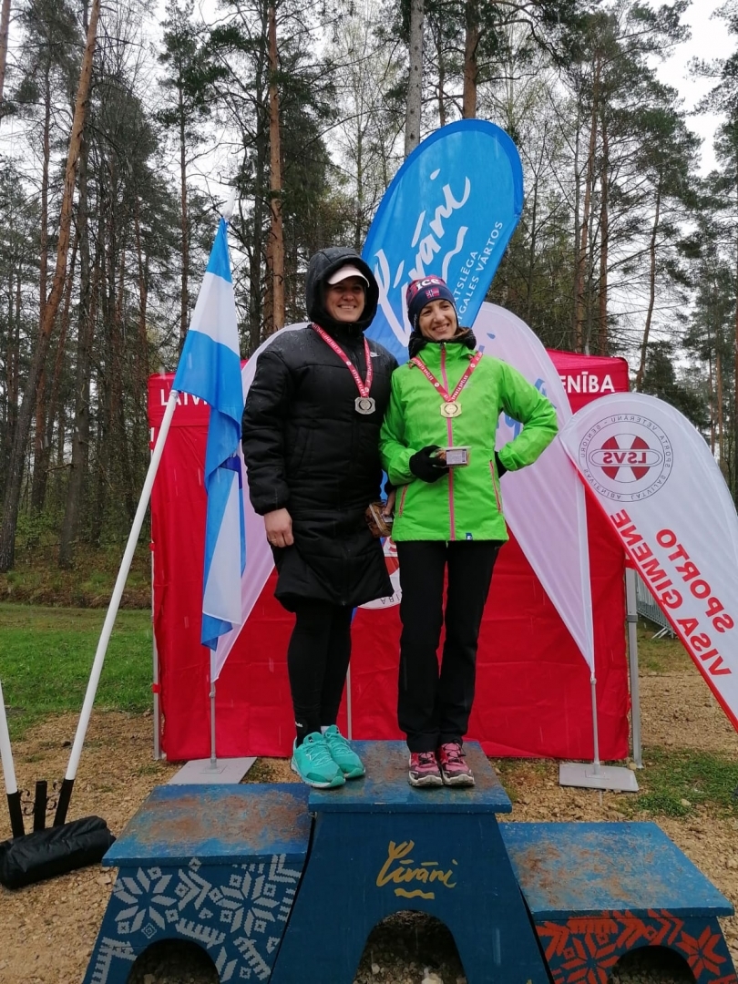 Preiļu novada sportisti guvuši vairākas medaļas Latvijas pašvaldību sporta veterānu – senioru 61. sporta spēlēs pavasara krosā un nūjošanā