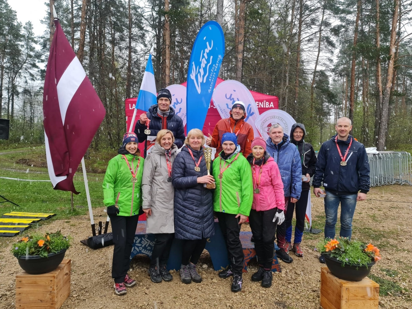 Preiļu novada sportisti guvuši vairākas medaļas Latvijas pašvaldību sporta veterānu – senioru 61. sporta spēlēs pavasara krosā un nūjošanā