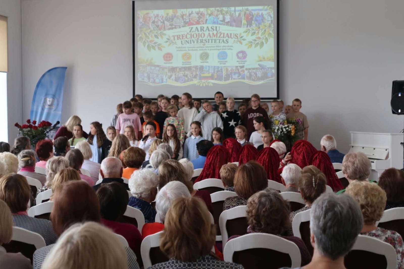 Preiļu novada seniori svin Starptautisko senioru dienu kopā ar draugiem Lietuvā