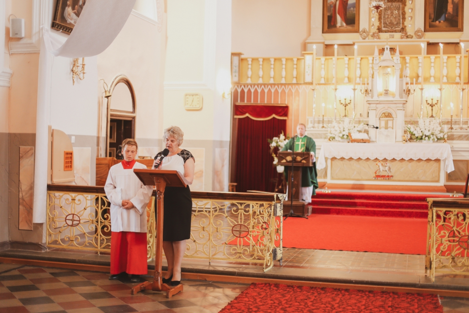 Preiļu Romas katoļu baznīcā Svētku dievkalpojums