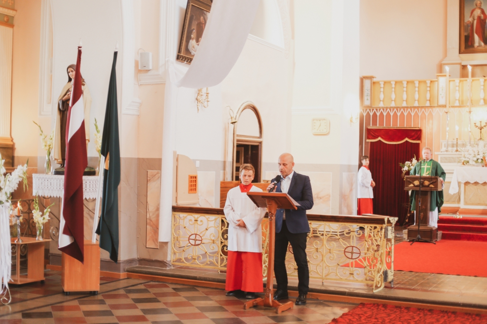 Preiļu Romas katoļu baznīcā Svētku dievkalpojums