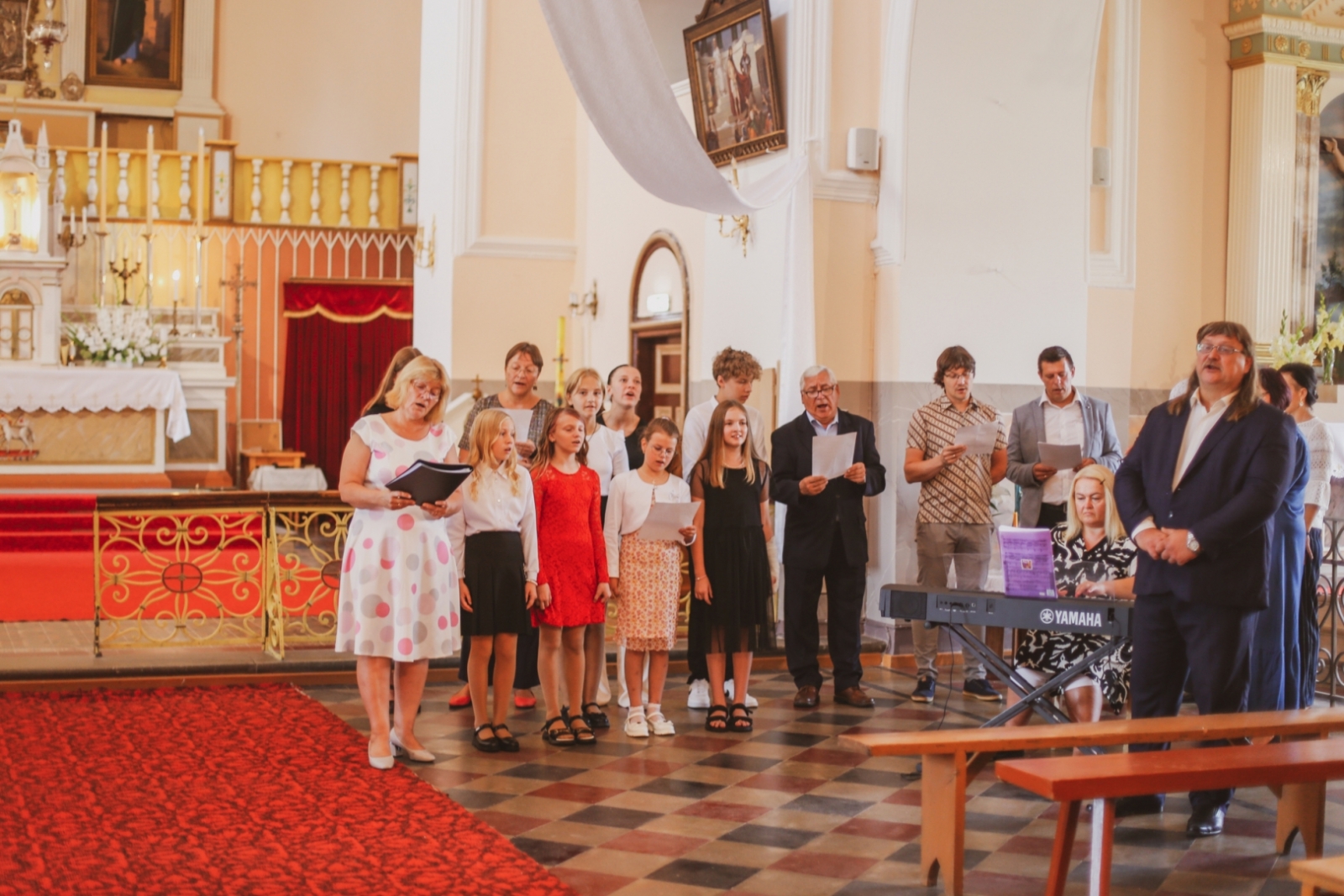 Preiļu Romas katoļu baznīcā Svētku dievkalpojums