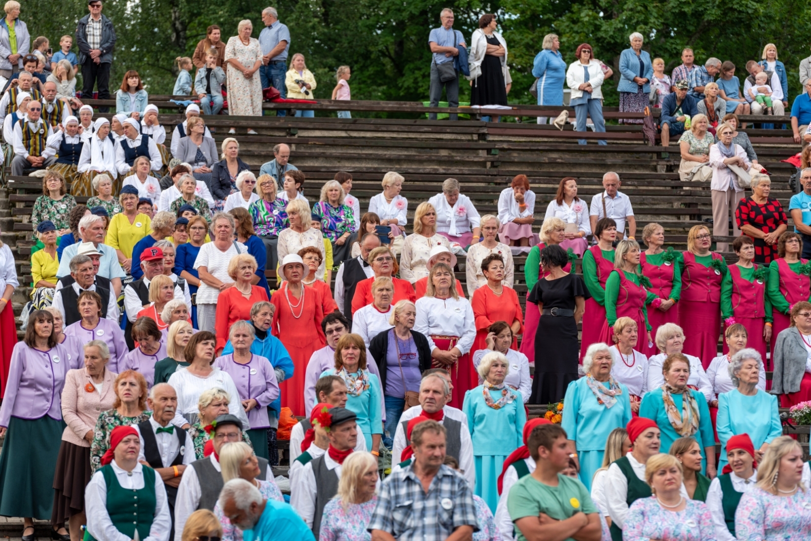 XIX Latgales novada senioru dziesmu un deju svētku festivāls “Ūgu maize”