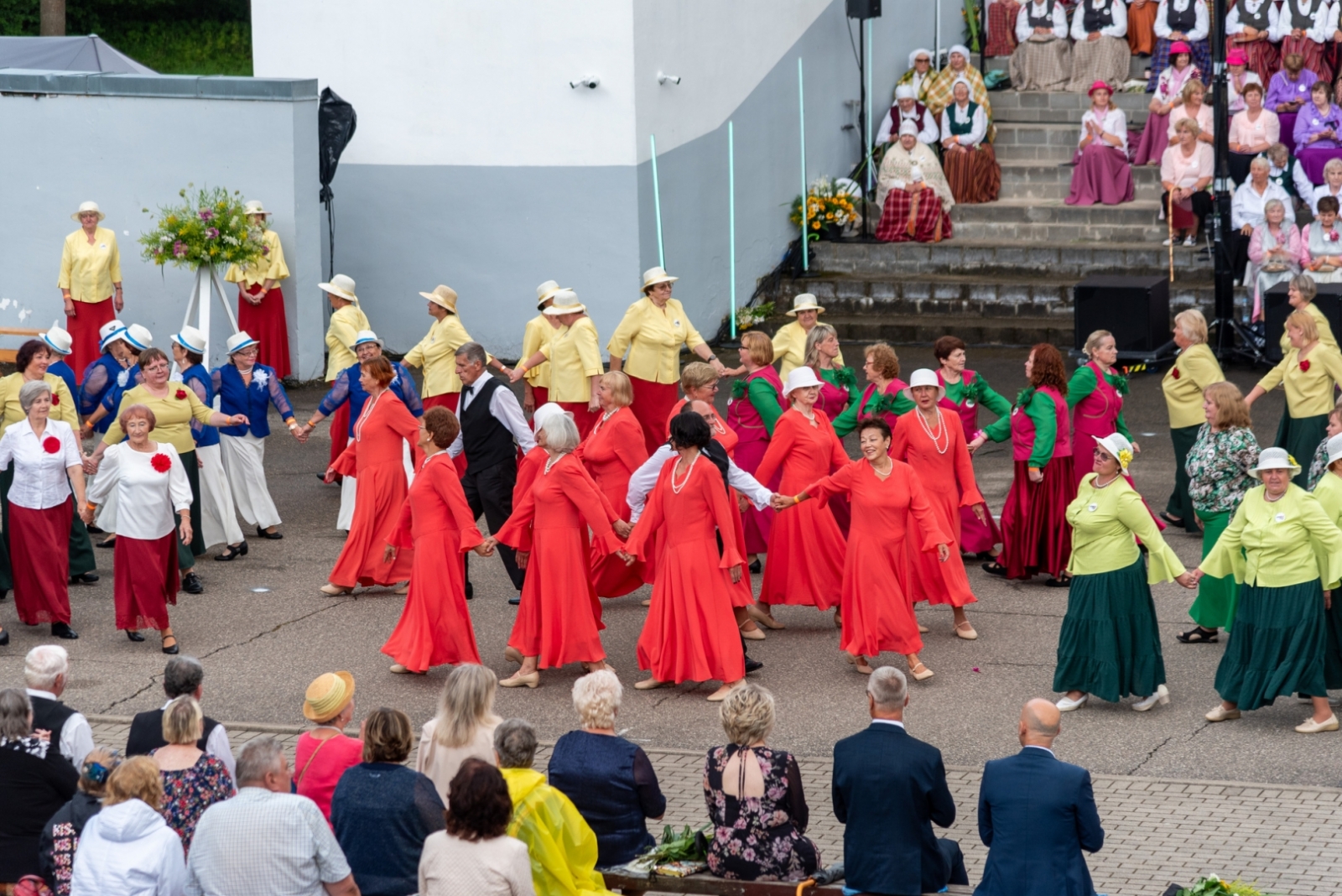 XIX Latgales novada senioru dziesmu un deju svētku festivāls “Ūgu maize”