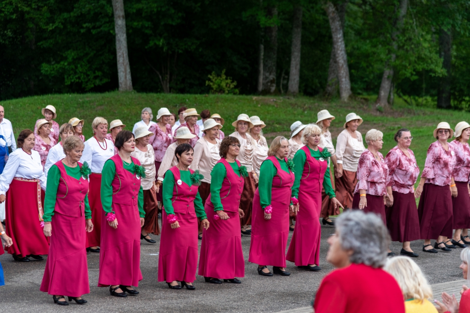 XIX Latgales novada senioru dziesmu un deju svētku festivāls “Ūgu maize”