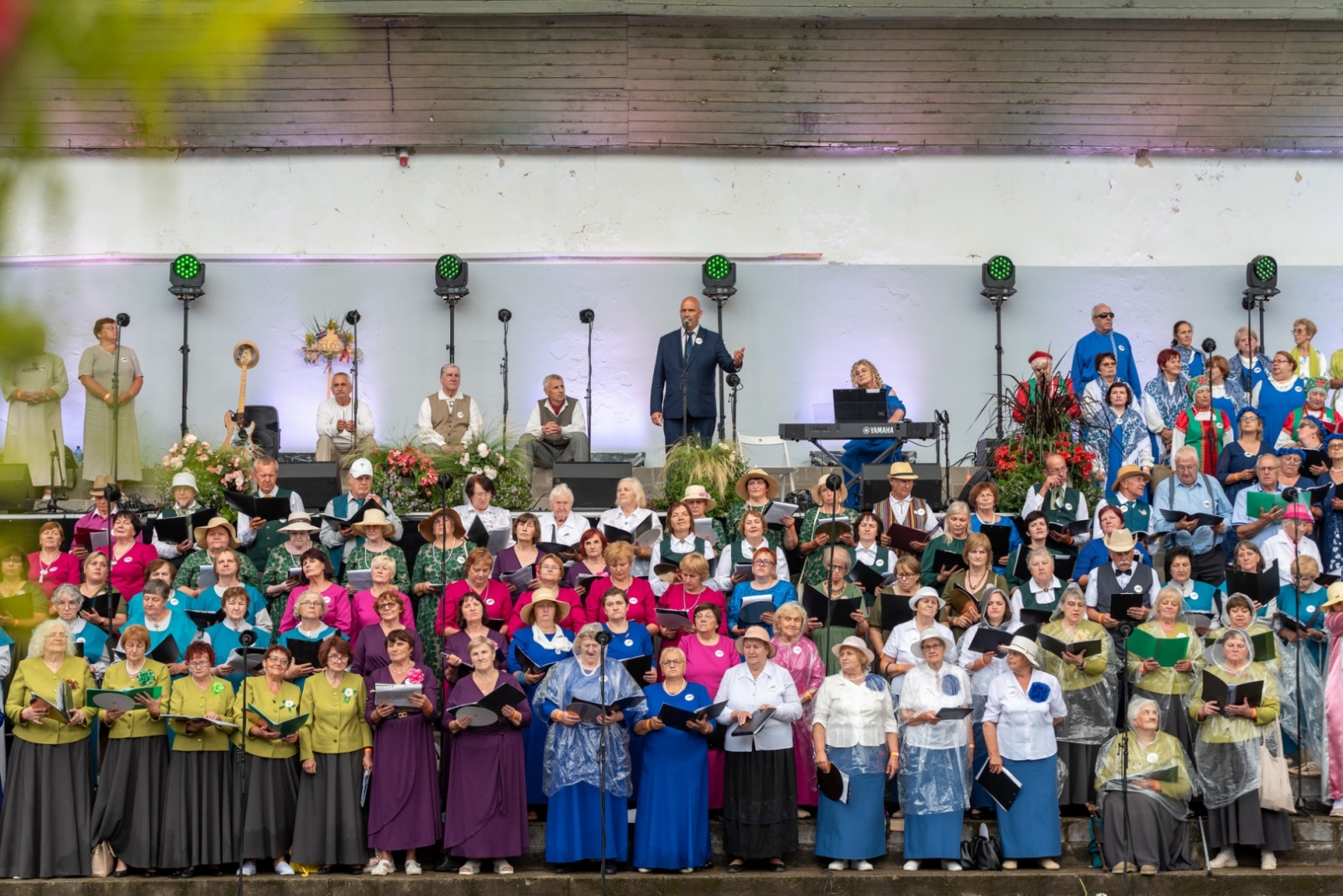 XIX Latgales novada senioru dziesmu un deju svētku festivāls “Ūgu maize”