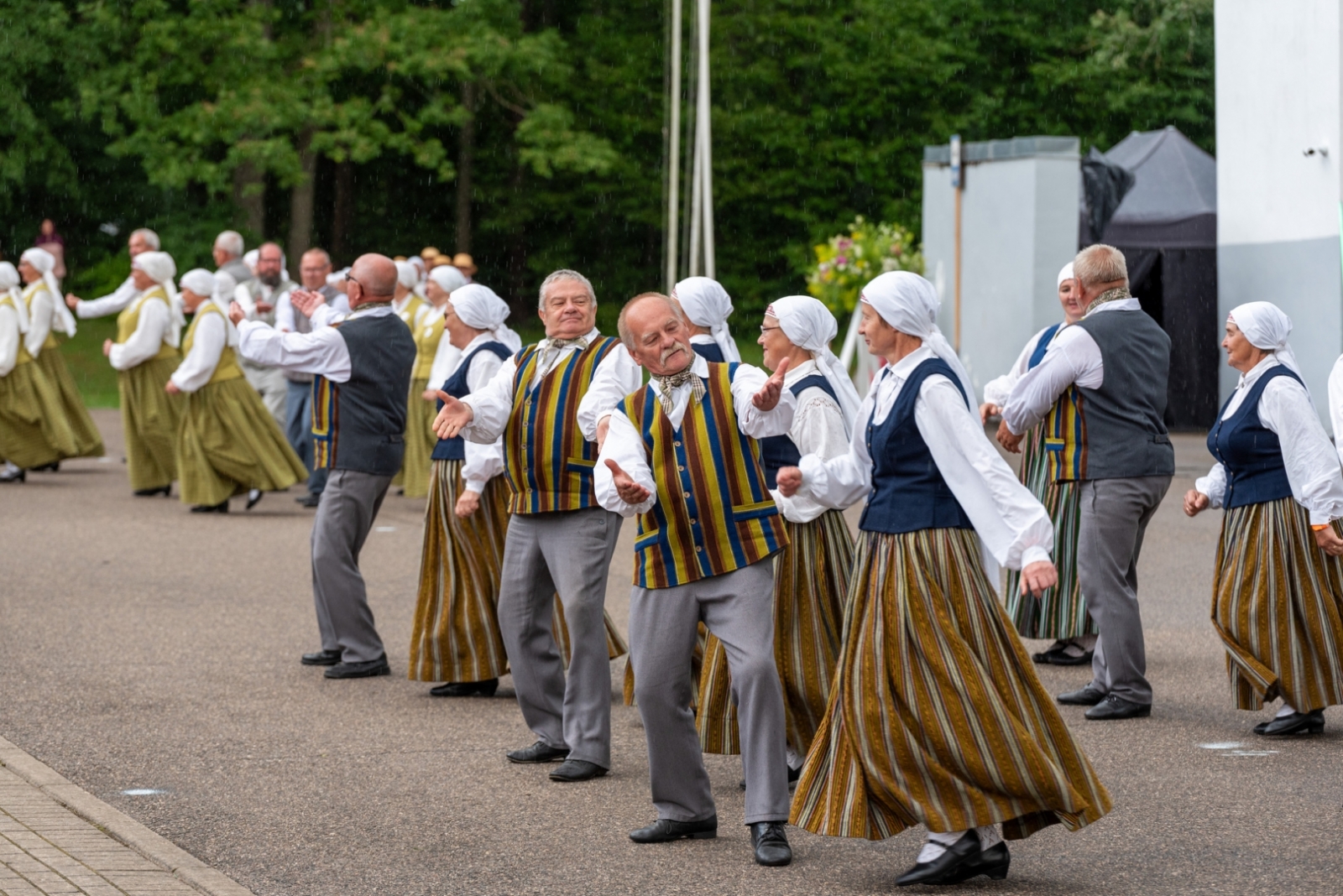 XIX Latgales novada senioru dziesmu un deju svētku festivāls “Ūgu maize”