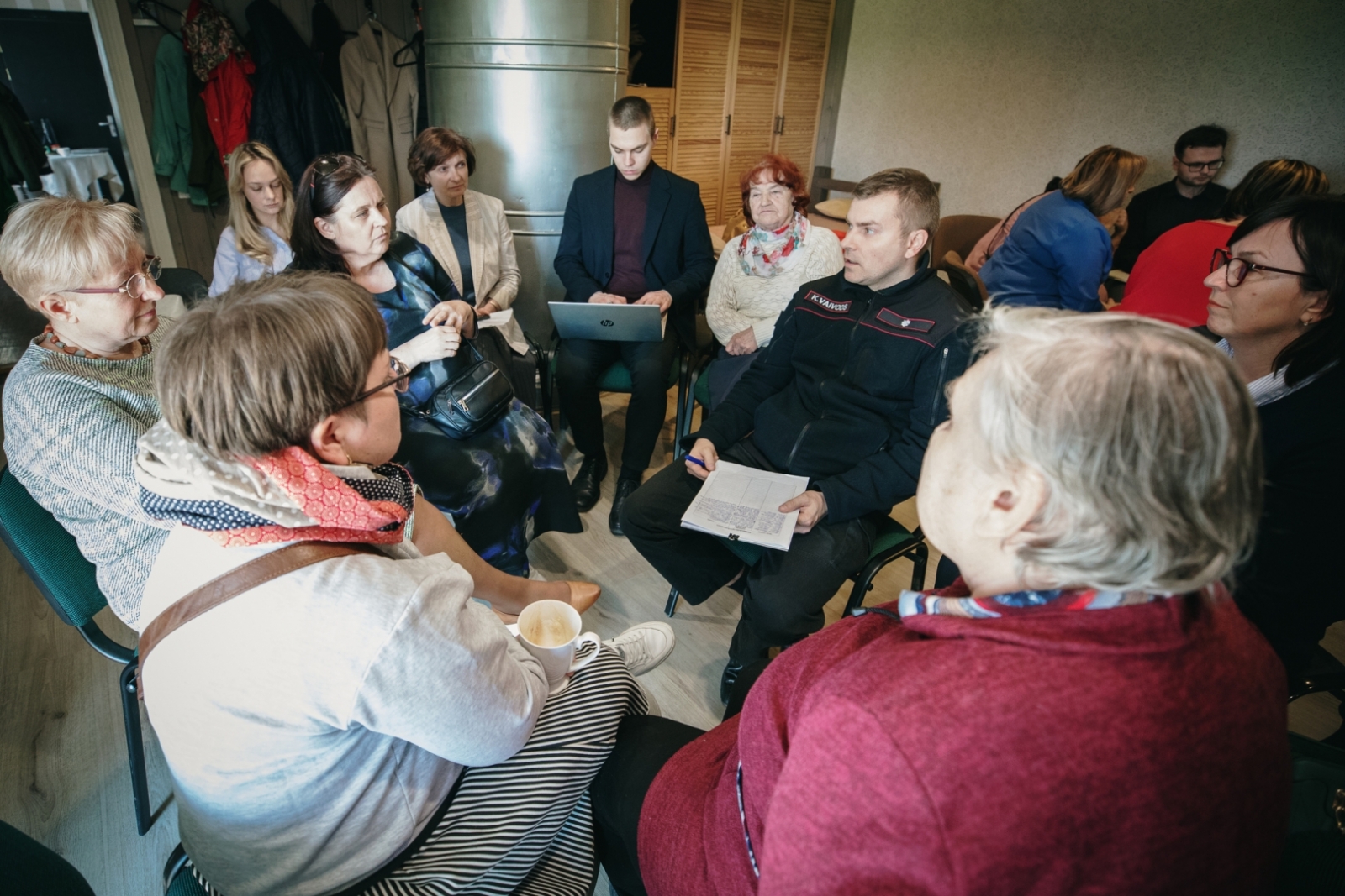 Preiļu pagasta “Dzeņu mājās” aizvadīta Līderu akadēmijas trešā mācību diena, kuras tēma bija “Krīzes komunikācijas veiksme - proaktīva sagatavošanās”